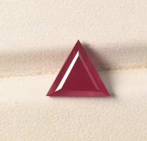 Lab Ruby Trillion Cut 12 mm Loose Gemstone Genuine Corundum Lab-Created pyramidal Stone - Product Image 5
