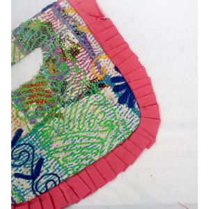 Amazing deals luxury fashion bags for women handmade cotton kantha messenger bag with magnetic closure made in rajasthan - Product Image 5