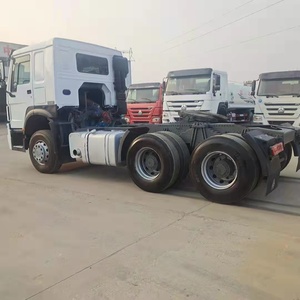 Camion tracteur Sinotruk HOWO 371HP 6X4, 10 roues, poids lourd, diesel, pour transport semi-remorque, à vendre - Product Image 3