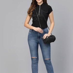 Camiseta Corta Informal para Mujer con Tela Ligera, Camiseta Corta para Mujer para Colecciones de Ropa Urbana - Product Image 3