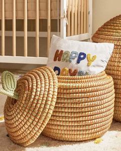 Handmade Apple-Shaped Seagrass <b>Storage</b> <b>Box</b> with Lid Eco-friendly Nursery Organizer & Desktop Sundries Container - Product Image 1