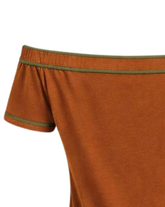 Camiseta Azul Claro para Mujer, con Hombros Descubiertos, Ribete de Rayas Rosadas en Contraste, Manga Corta, Corte Ajustado, Informal, Verano, Fabricante Personalizado - Product Image 5