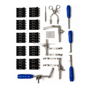 ชุดเครื่องมือผ่าตัดกระดูกสันหลังส่วนคอ Caspar Cervical Vertebral Column Black Spine Retractor 57 ชิ้น สำหรับศัลยกรรมกระดูกสันหลังส่วนคอ ทำจากสแตนเลสสตีล ได้รับมาตรฐาน CE - Product Image 1