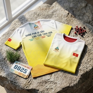 T-shirt de course en gros personnalisé, T-shirt de sport à séchage rapide et respirant, Vêtements de fitness - Product Image 3