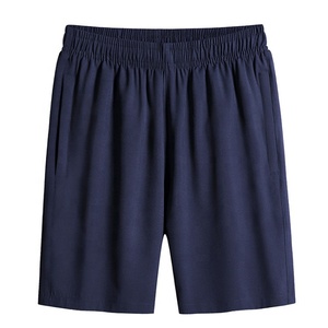 Shorts décontractés pour hommes, noirs unis, taille mi-haute, fermeture élastique, tissu tricoté, longueur courte - Product Image 4