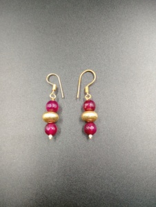 Boucles d'oreilles pendantes en laiton plaqué or avec perles naturelles et perles rondes, bijoux vintage pour femmes pour les soirées - Product Image 6
