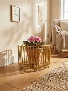 Artículos de jardín modernos y elegantes para interiores y exteriores - Product Image 3