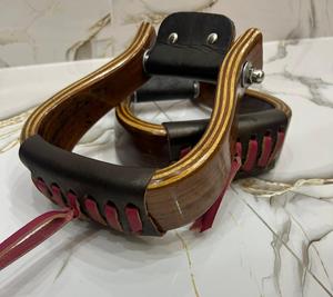 Estribos de Madera de Alta Calidad para Montar a Caballo, el Mejor Diseño, Estribos de Acero Inoxidable Sólido a Precio de Mayoreo - Product Image 4