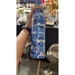Botella de Agua Premium 100% Cobre Puro de 1 Litro |   Recipiente Ayurvédico a Prueba de Fugas para la Salud |   Botella con Acabado Lacado y Estampado de Mármol Azul - Product Image 1