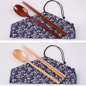 Grande cuillère en bois ronde personnalisée avec logo - Product Image 4