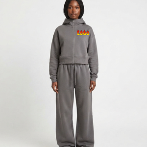 Conjuntos Deportivos con Capucha para Mujer, Sudadera Corta con Cremallera Personalizada y Pantalones Deportivos Anchos, Fabricante de Conjuntos Deportivos - Product Image 4