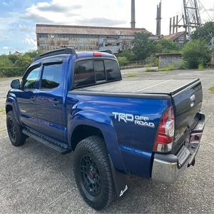 Offre Exceptionnelle : Pick-up Tacoma AWD Diesel d'occasion avec historique d'entretien complet, pneus R20, sièges en cuir foncé, boîte automatique, conduite à gauche - Product Image 5