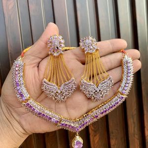 ชุดสร้อยคอและต่างหูคริสตัลสีแดงชุบทองขายส่ง เครื่องประดับชาติพันธุ์สำหรับผู้หญิง ชุดเครื่องประดับแฟชั่นงานแต่งงาน ดีไซน์ล่าสุด - Product Image 5