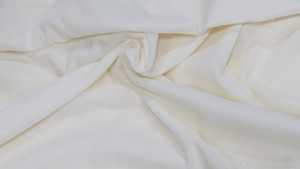 กำมะหยี่สีแดงเข้มย้อมสีแบบเกาหลีผ้ากำมะหยี่สีฟ้าสำหรับเสื้อผ้าในอินเดียผ้าทอโพลีเอสเตอร์100% นุ่มมาก - Product Image 3