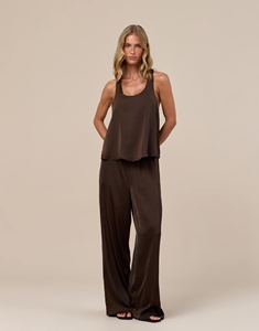 Conjunto de 2 Piezas de Satén de Seda para Mujer, Personalizado OEM, Camiseta Holgada y Pantalones Anchos, Ropa de Dormir Informal, Conjunto Coordinado - Product Image 3