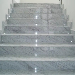 Losas y Azulejos de Mármol Blanco Natural Cortados a Medida, Pulidos, Diseño Contemporáneo para Pisos de Baños y Cocinas HAYAT INDUSTRIES - Product Image 1