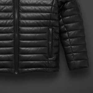 Abrigo de invierno de cuero genuino resistente al frío con relleno que retiene el calor, ajuste cómodo y estilo urbano contemporáneo. - Product Image 2