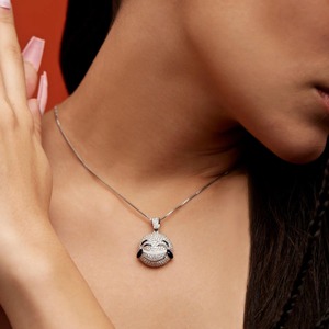 Pendentif élégant personnalisé en moissanite glacée 5-6 carats, sertissage pavé, certifié GRA, en argent sterling 925, bijoux pour homme - Product Image 2
