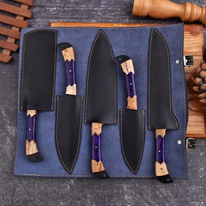 Ensemble de couteaux de chef japonais forgés à la main avec lame en acier Damas, manche en bois, finition mate pour une utilisation en cuisine - Product Image 5