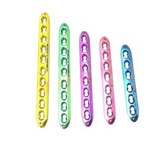 Kit de Instrumentos Quirúrgicos Ortopédicos Ajustables para Caballos, Placa Recta LCP de 2.7mm, 6h-10h, con 50 Tornillos de Acero - Product Image 4