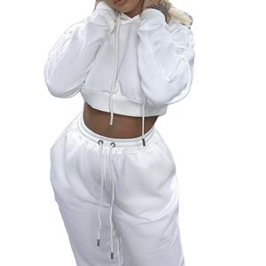 Ensembles de jogging pour femmes, haut court à manches longues, ensemble 2 pièces avec pantalon, sweat à capuche, vente chaude en usine, personnalisable - Product Image 1