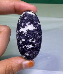 Lepidolita natural de alta calidad en cabujón, formas mixtas, venta al por mayor, piedras preciosas sueltas para la fabricación de pendientes, colgantes y anillos de plata hechos a mano. - Product Image 3