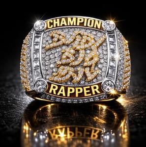 แหวนแร็ปเปอร์สุดหรูสำหรับผู้ชาย เงินแท้ 925 ชุบทอง 10K/14K ประดับเพชรเต็มวง สไตล์ฮิปฮอป ดีไซน์เนอร์จิวเวลรี่ - Product Image 3