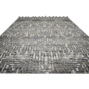 Tapis d'intérieur en laine tissé à la main gris anthracite et ivoire, à poils ras, motif géométrique tribal texturé avec franges - Product Image 1