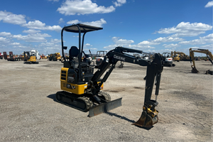Miniexcavadora 17 P-Tier 2024 Diseñada para Excavaciones de Precisión y Sitios de Trabajo Compactos - Product Image 2