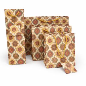 Bolsas de Papel Artesanales Impresas a Mano, Ecológicas, Recicladas, de Kraft, para Regalos, Boutiques, Bodas y Eventos de Lujo - Product Image 1