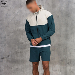Conjunto de Pantalones Cortos y Chaqueta Deportiva para Hombre, Color Verde Azulado Oscuro, Estilo Moderno con Bloques de Color, Chaqueta con Capucha, Cintura Elástica, Ropa Deportiva Informal - Product Image 5