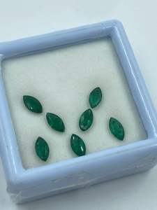 Pendentif en émeraude verte naturelle de qualité supérieure, provenant du Zambie, taille marquise, 2,47 carats, 3,50x7 mm, bijoux fins en vrac - Product Image 4