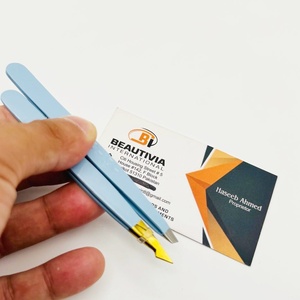 Pinzas para Cejas Ligeras de Acero Inoxidable para un Afeitado de Precisión, Nuevo Diseño, Color Personalizado, Estampado de Corazón, Pinzas Inclinadas para Cejas - Product Image 4