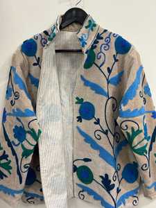 Veste en velours brodée à la main pour les amoureuses de la mode bohème, motif floral, style bohème ethnique, manteau d'hiver pour femmes - Product Image 4