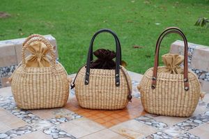 Bolso Tote Casual de Estilo Rústico, Tejido con Jacinto de Agua Natural, Ligero y Ecológico, Hecho en Vietnam - Product Image 3