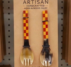 Juego de cucharas de servir de madera con mango a cuadros y cabeza de cuerno retro, de cuerno natural pulido, apto para alimentos, ideal para fiestas, ensaladas y bodas. - Product Image 4