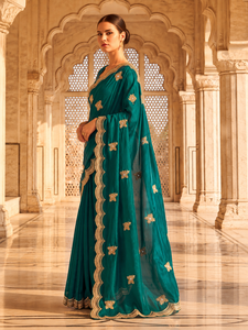 Sari de Terciopelo y Satén para Mujer, Diseño Indio Personalizado de Vexotrend, Hermoso Diseño Patola, Estilo Tradicional para Bodas y Fiestas - Product Image 2