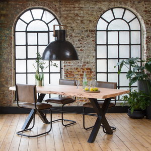 Table à manger Vandana Solace Grand en bois d'acacia et métal - Product Image 1