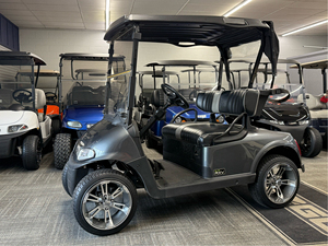 Carrito de Golf Eléctrico EZGO Freedom RXV Directo de Fábrica, Vehículo Utilitario Eléctrico, Buggy de Golf para 2 Pasajeros con Batería de Largo Alcance en Venta - Product Image 5