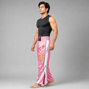 Pantalones ligeros de kick boxing diseñados para brindar velocidad, comodidad, agilidad y durabilidad duradera durante el sparring y la práctica. - Product Image 3