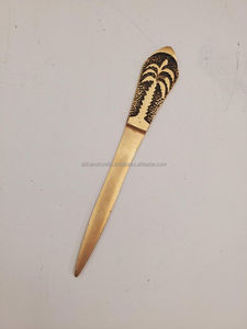 Traditional Brass Feather Letter Opener <b>Wall</b> Mount Home Decor Living Room Indoor-A Reliable Accessory for Studies and <b>Desks</b> - Product Image 4