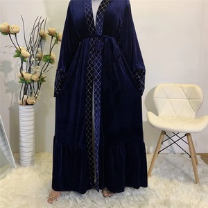 BRR EXIM APPAREL Robe Abaya Femme en Velours Bleu Marine, Manches Longues, Longueur Ras du Sol, Modeste, Grande Taille, Légère, Ourlet Évasé, Quotidienne - Product Image 3