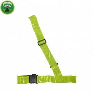 Cinta de Reflejo Ajustable Personalizada para Protección del Ciclista - Product Image 1