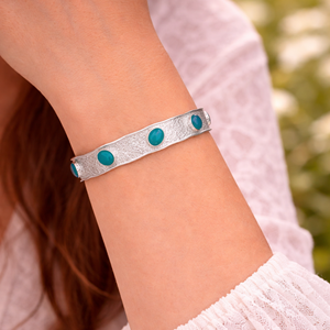 Bracelet jonc ajustable fait main en améthyste texturé géométrique, plaqué argent/or/or rose, bijou tendance et affirmé - Product Image 2