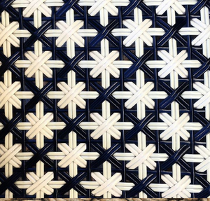 Tapis en jute tanné complexe avec un magnifique motif géométrique tissé ajouré, qui ajoute de la texture à toute pièce, disponible à prix de gros. - Product Image 6