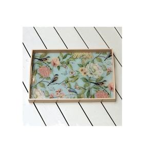 ถาดเสิร์ฟไม้เคลือบเงาพิมพ์ลายหรูหราทันสมัยทำมือ สำหรับอาหารเช้า งานฝีมือที่ยั่งยืน ใช้ในครัวหรือโต๊ะกาแฟ - Product Image 3