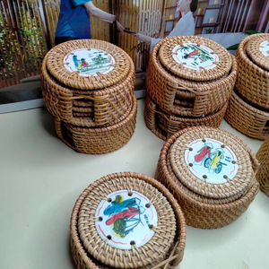 Assiette en bambou naturel et rotin pour tasses à café et à thé, faite à la main, écologique, vaisselle de cuisine et de table, TUYET DUNG, motif floral classique, Vietnam - Product Image 2