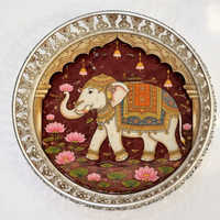 Plateau de service contemporain en fer argenté allemand, motif personnalisé Pichwai, design paon, ensemble cadeau pour fête JM