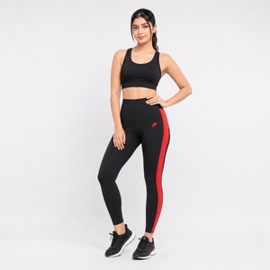 Leggings de qualité pour femmes, conçus avec un tissu extensible léger, coupe confortable et performance durable pour une utilisation active au quotidien. - Product Image 4
