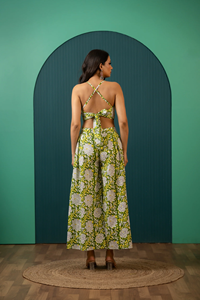 Conjunto coordinado Sukoon Tropical Green de algodón con estampado floral, top corto y pantalones de pierna ancha |   Ropa Ligera de Verano para Mujer, Estilo Casual Diario - Product Image 5